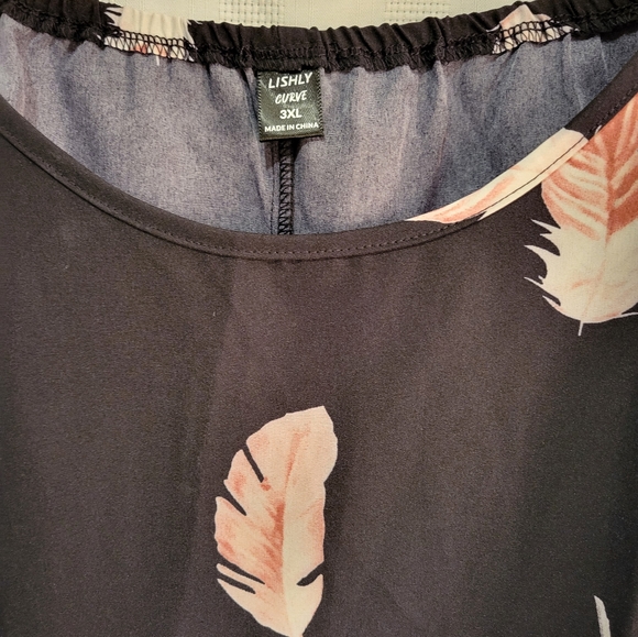 Shein tank top - Picture 2 of 3